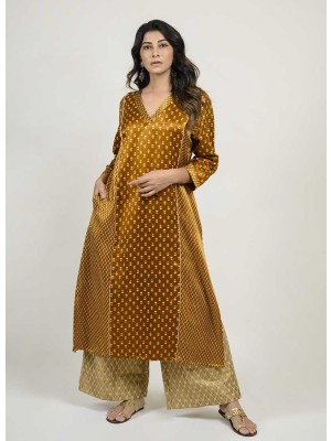 Golden Gaji Silk Kurta with Beige Weave Motif