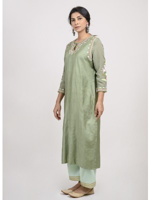 Pistachio Green Pashmina Kurta with Resham Embroidery